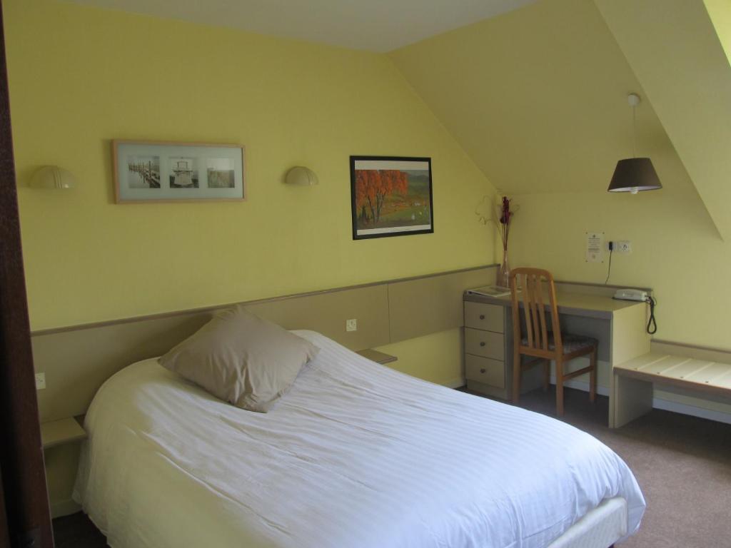 Hotel La Quebecoise Dinan Cameră foto